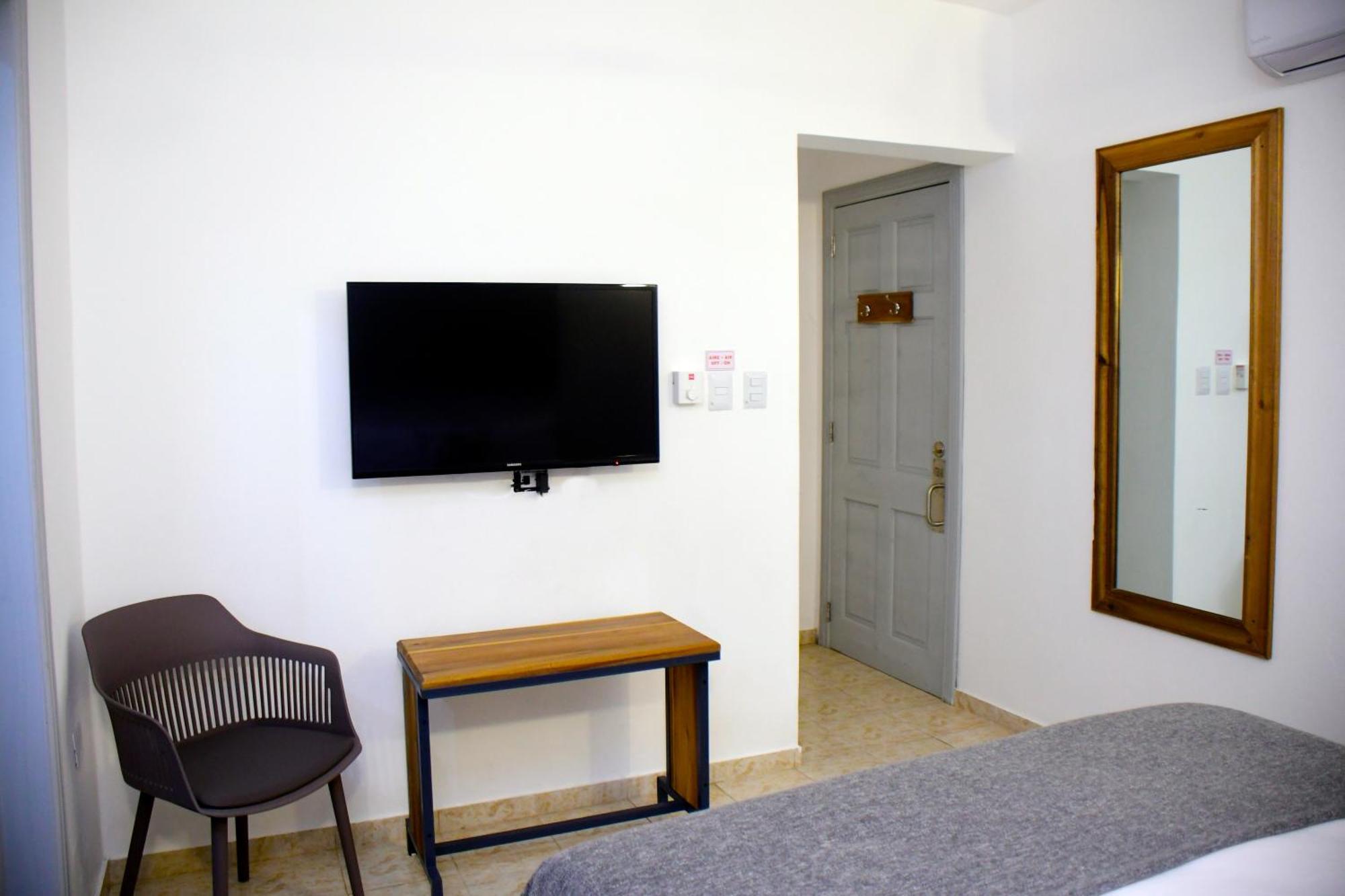 Hostal Marina Samana Ngoại thất bức ảnh