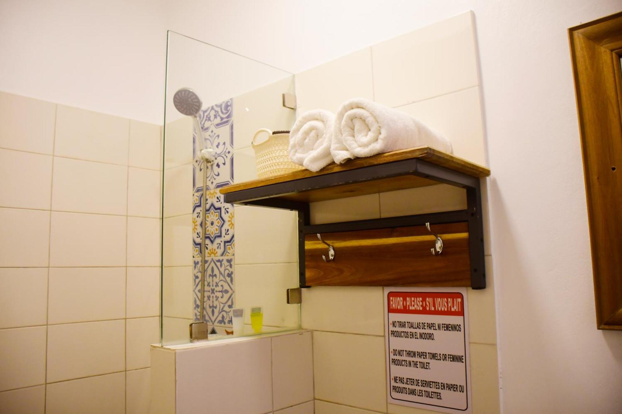Hostal Marina Samana Ngoại thất bức ảnh