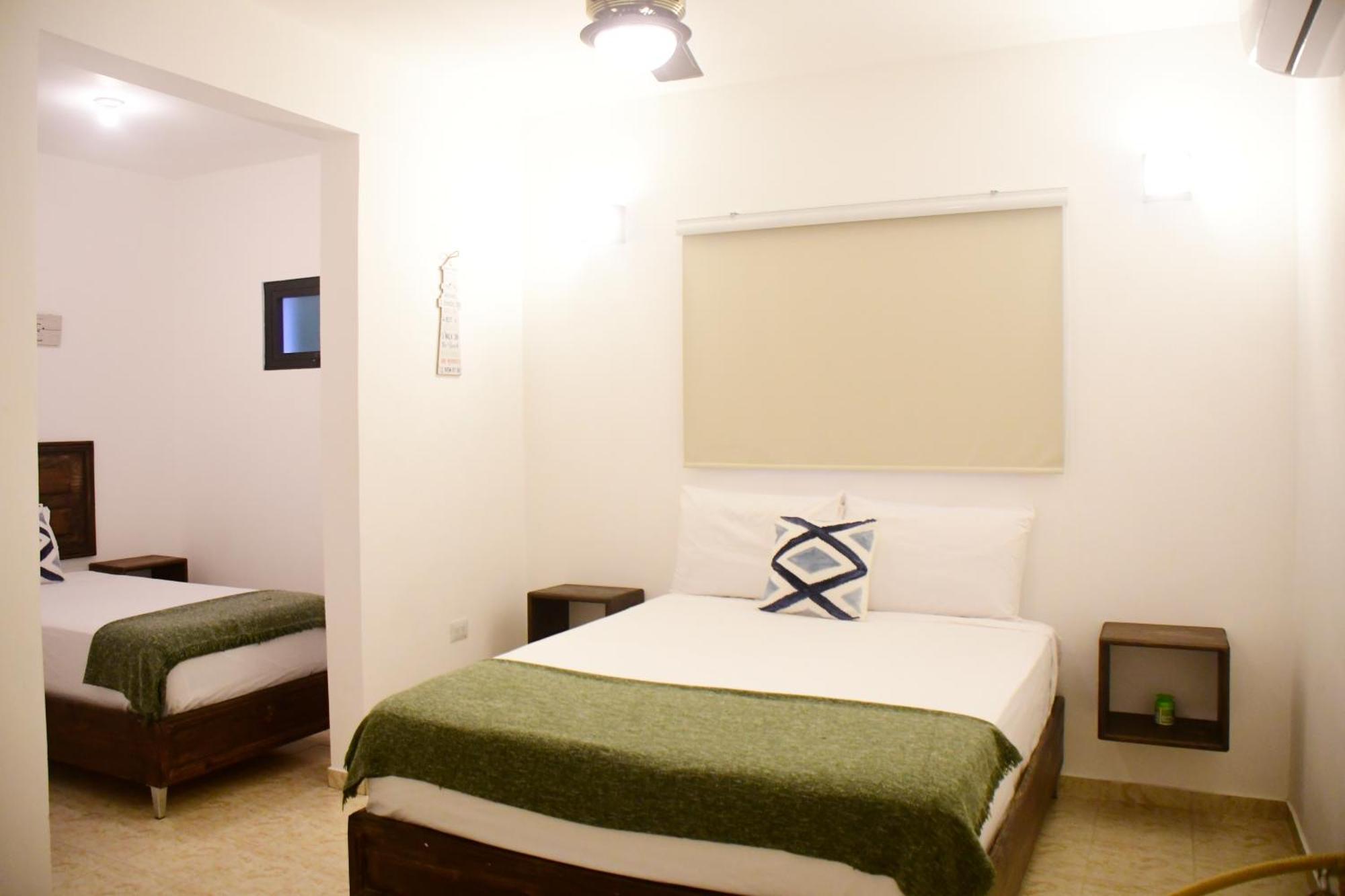 Hostal Marina Samana Ngoại thất bức ảnh