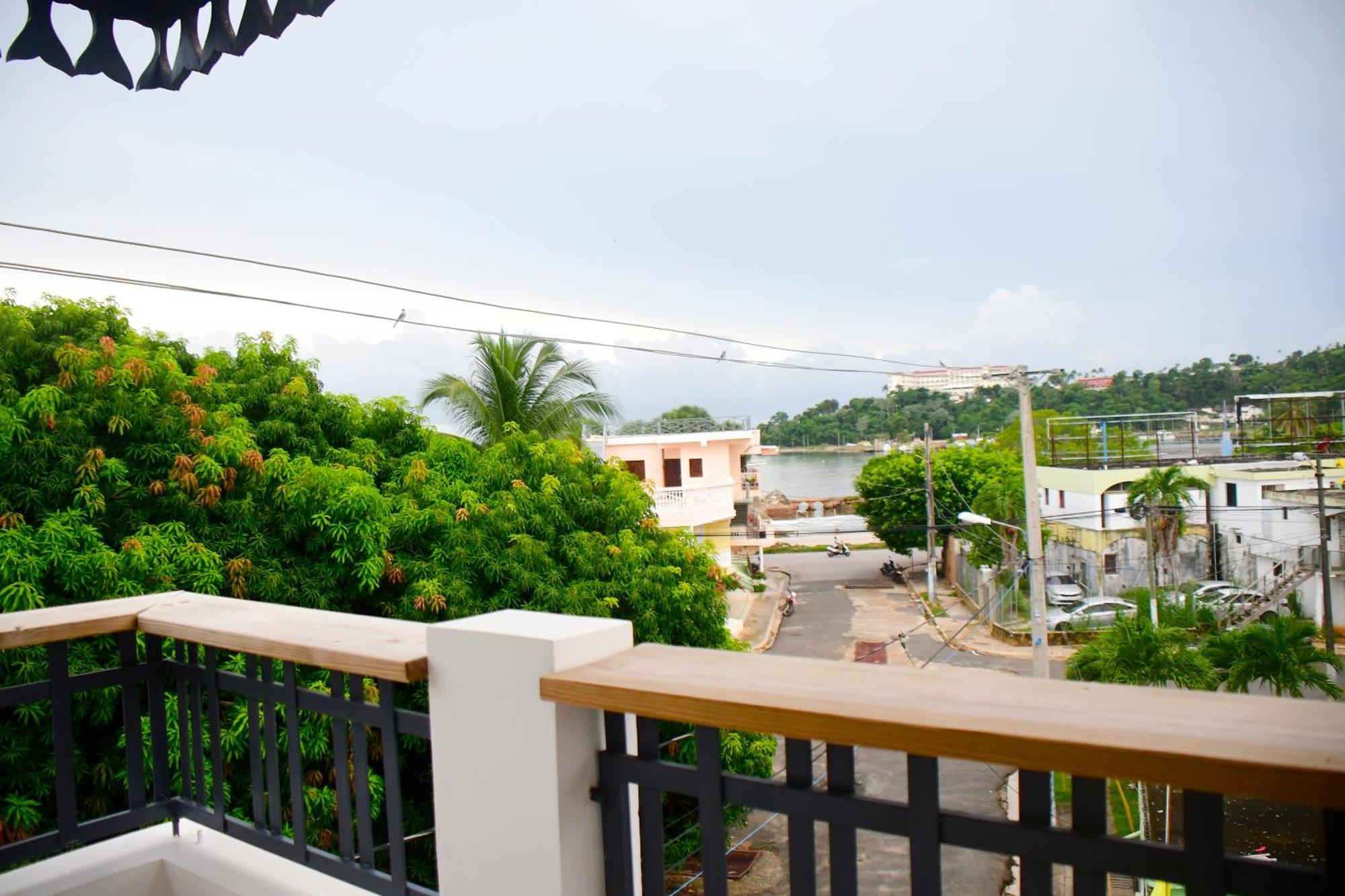 Hostal Marina Samana Ngoại thất bức ảnh